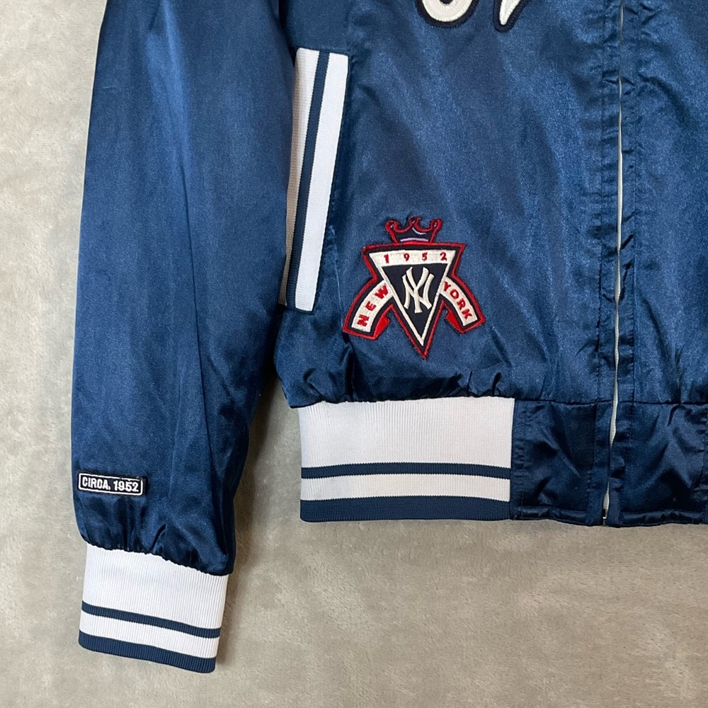 Vtg GIII Carl Banks Yankees Satin Reversible Hooded Bomber Jacket M MLB - Picture 2 of 10